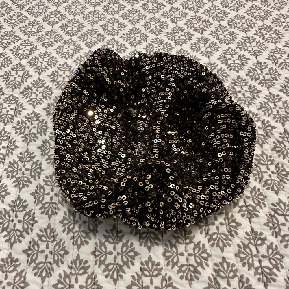 Jennafer Grace Silver Sequin Black Turban